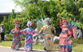 賞非遺、看表演！漢中“五一”文旅活動(dòng)亮點(diǎn)紛呈縮略圖